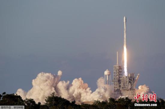 资料图：当地时间2017年5月15日晚19时21分，火箭从佛罗里达州卡纳维拉尔角航天发射场发射。
