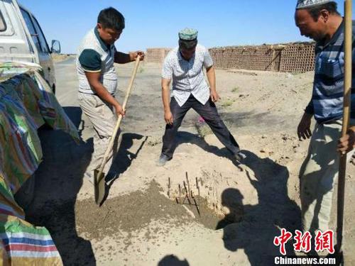 新疆高温天持续多日火焰山“定海神针”高温达85℃