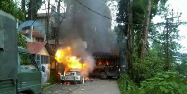 由于相邻的西孟加拉邦大吉岭骚乱，锡金邦出现物资中断