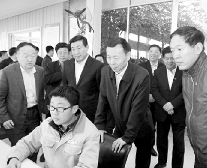     调研组在山东五征集团调研。