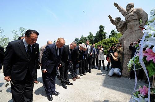 台当局严控退将赴陆，掩耳盗铃守不住“台湾尊严”