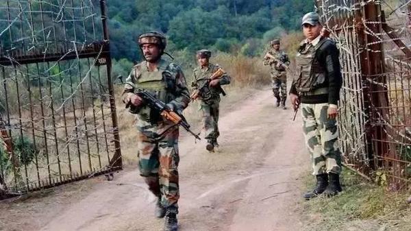 央视：巴基斯坦与印度在中印对峙下交火 是为哪般？