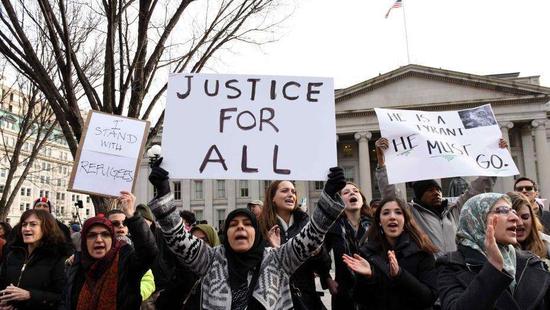 美国民众抗议特朗普移民政策（资料图）