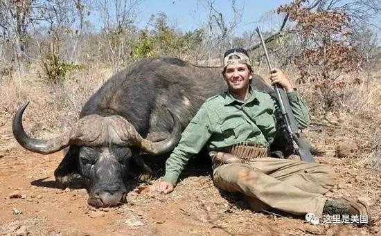 媒体:川普大儿子争宠争不过妹妹 又把爹坑大发了