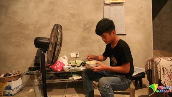 点击进入下一页