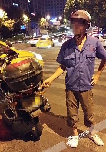 太奇葩！司机主动要求吹酒精测试仪 结果……