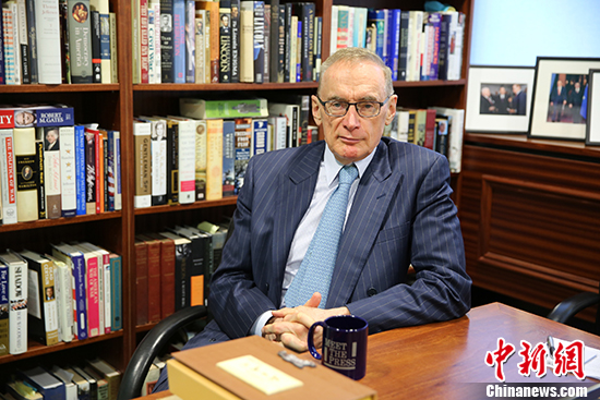 澳大利亚前外长鲍勃·卡尔接受<a target='_blank' href='http://www.chinanews.com/'>中新社</a>记者采访。 <a target='_blank' href='http://www.chinanews.com/'>中新社</a>记者 陶社兰 摄