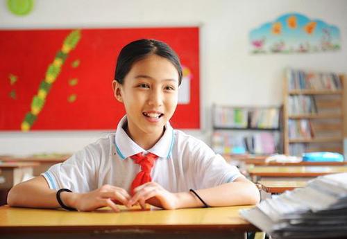 12岁女孩拿全国街舞冠军 曾靠捡破烂支撑自己梦想