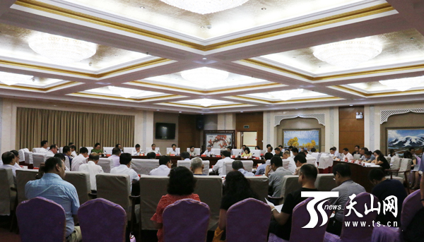 会议现场。