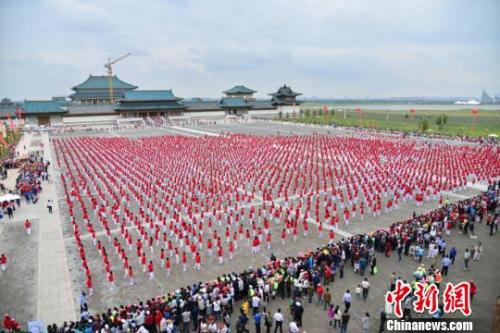 点击进入下一页