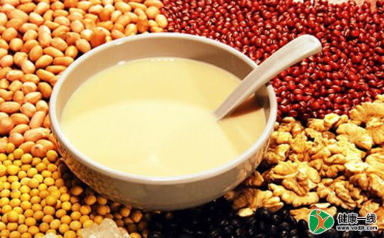 自制豆浆要充分加热谨防中毒