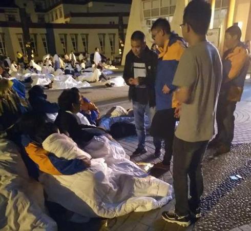 九寨沟地震上海游客：余震不断 虽然意外但还有序