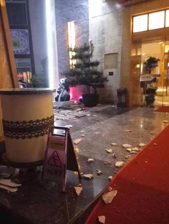 九寨沟地震上海游客：余震不断 虽然意外但还有序