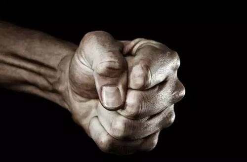 莫斯科天价首饰店只接待中国人?背后黑幕超乎想象