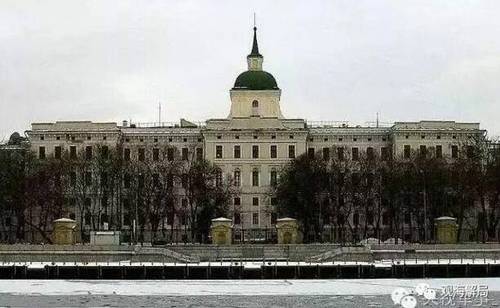 世界“四大军校”之一设中国班 列宁曾致辞毕业典礼