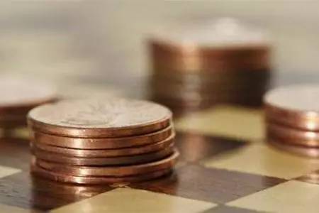 不算不知道!交一辈子五险一金 退休你能拿回多少?