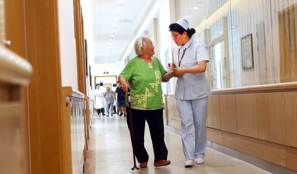 人到老年，会格外渴望得到真诚、专业的心灵呵护服务。