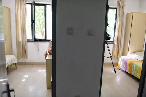 盲人新生被要求在校外租房？东北师大：房租我全掏