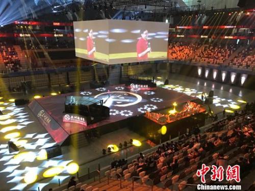 点击进入下一页