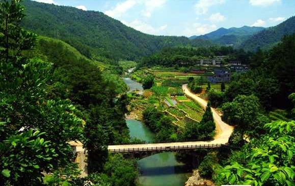 1563030545692215110 1563030545692215110