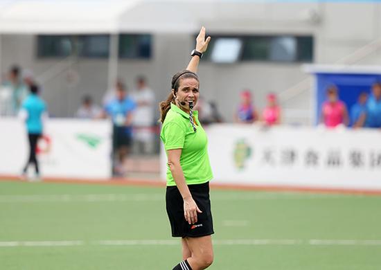 全运会赛场来了58位洋裁判 执法一场酬劳100美元