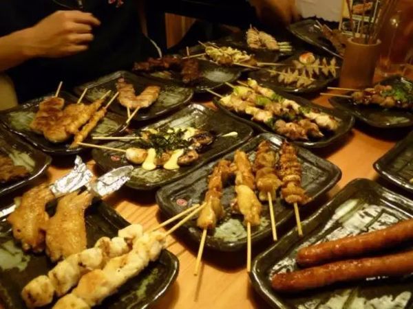 日国民大排档28年涨价1元 有顾客却称:不愿再去