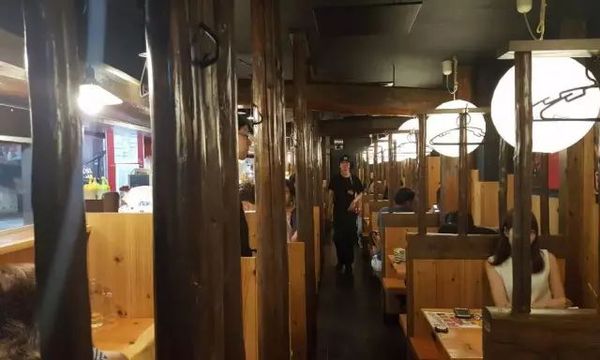 日国民大排档28年涨价1元 有顾客却称:不愿再去