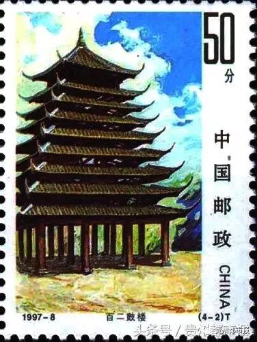 (4-2)为“百二鼓楼”。画面以正午时分的骄阳和蓝天上飞舞的白云来映衬鼓楼，使其更显得古朴自然，俏丽巍峨。