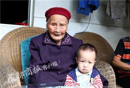 图片来源：成都商报