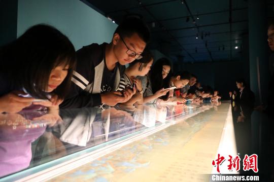 观众有序参观 故宫供图