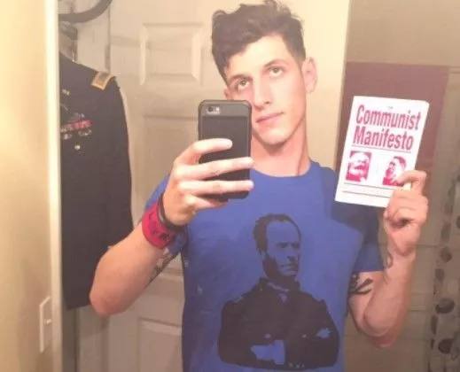 西点军校毕业生称共产主义会胜利 被骂卖国贼