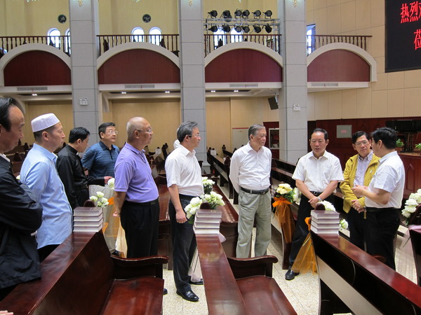 5在江苏徐州淮海西路基督教堂调研