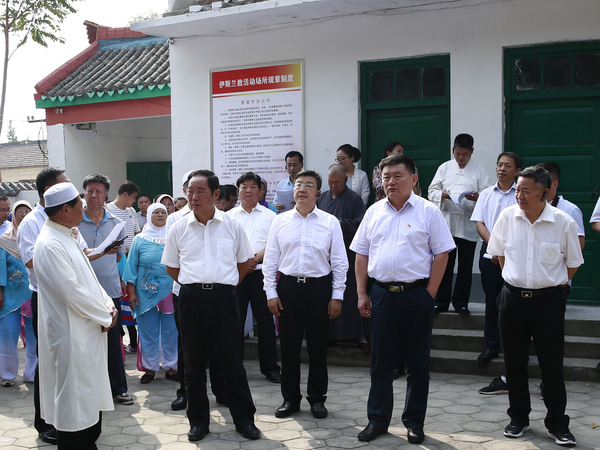 3在河南濮阳南乐县北关清真寺调研