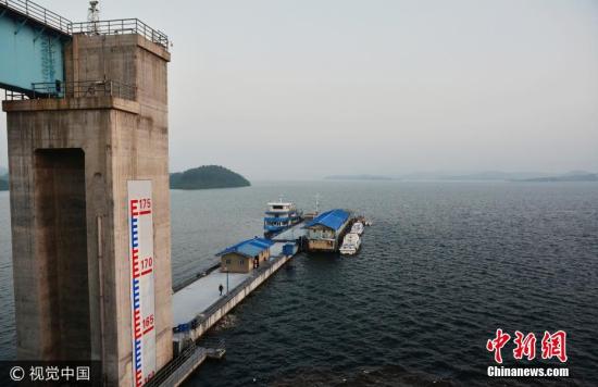 90d5a60c06274bb9afd2086e1a1ae868 90d5a60c06274bb9afd2086e1a1ae868