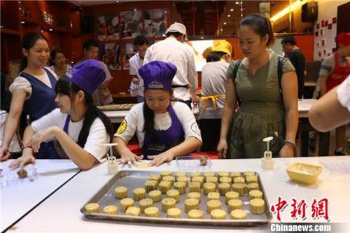 点击进入下一页