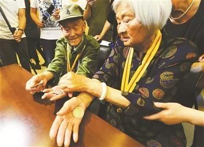 又一抗战老兵去世 离世前交上9406.77元最后党费