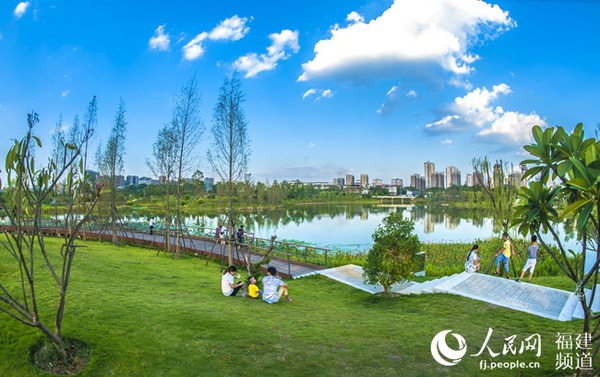 LOCAL201710150341000057342126422 LOCAL201710150341000057342126422