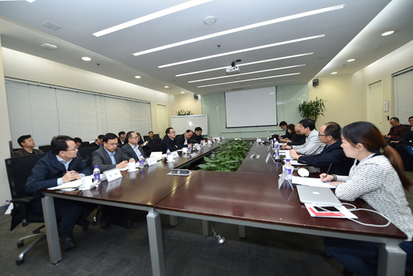 中央网信办主任徐麟赴百度公司宣讲党的十九大精神并进行工作调研