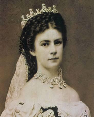 如果你认为茜茜公主成为第一夫人只是命好，就大错特错了。