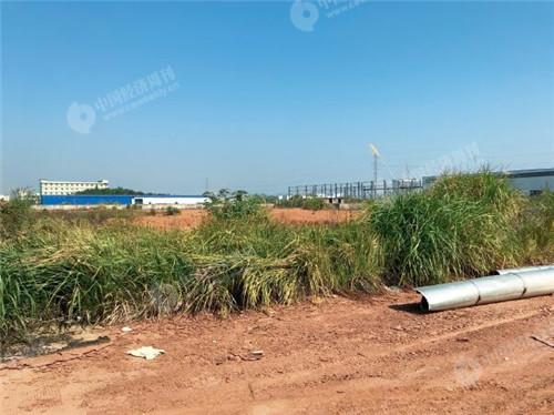 35 共青城工业园一角 《中国经济周刊》记者 李永华 摄