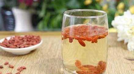 冬季喝这些茶 滋补又驱寒！