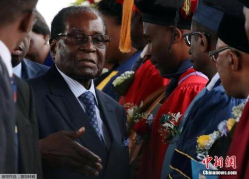 资料图：津巴布韦总统穆加贝。