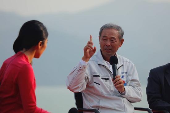 点击进入下一页