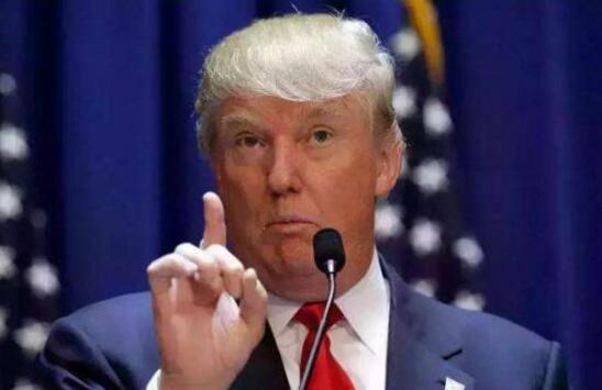 特朗普为弗林喊冤:希拉里多次撒谎 FBI咋不调查