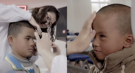兄弟俩因同样的眼病丧失视力，襁褓中的弟弟命运如何牵动着医疗队专家的心，医疗队为一家人做了基因采样