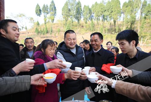 点击进入下一页