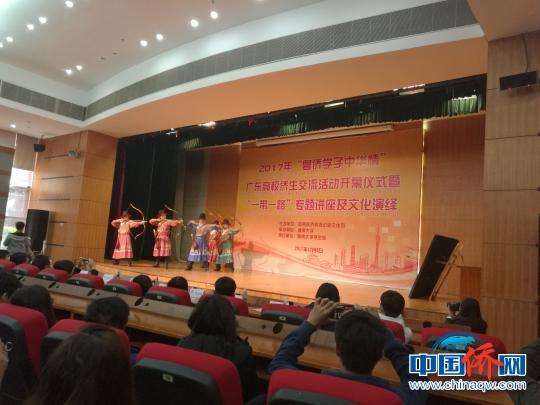 射礼表演 郭军 摄