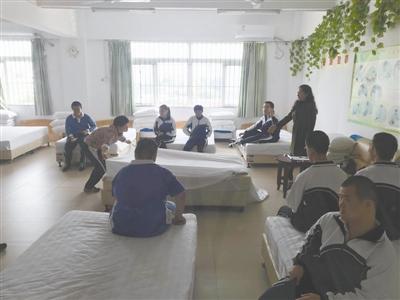 点击进入下一页