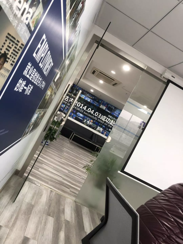 记者面试被要求交培训费:借贷公司垫付 偿还有利息