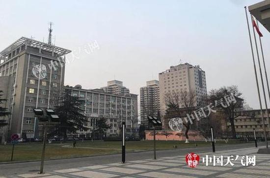 京津冀等11省市区今有大雾 多条高速部分路段封闭